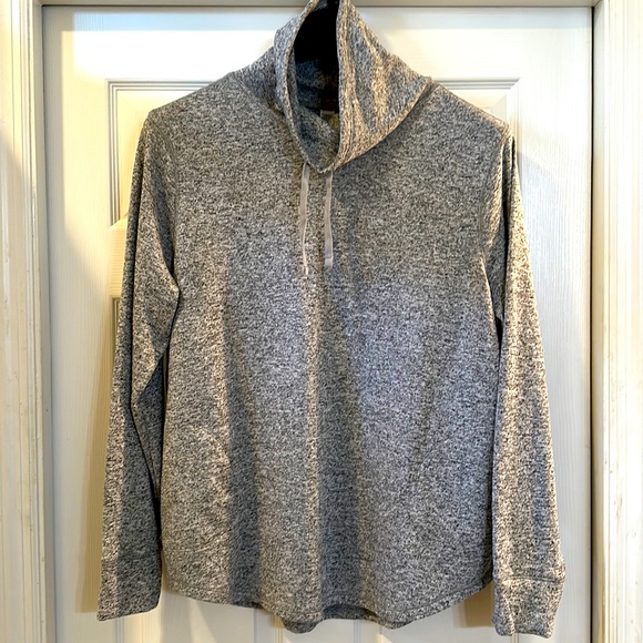Old Navy go-dry Heather grey cowl neck XXL - Picture 1 of 5